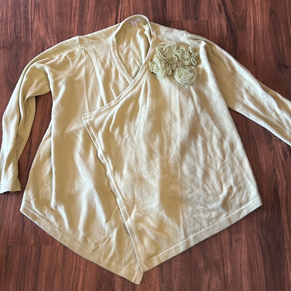 Green statement front closure cardigan